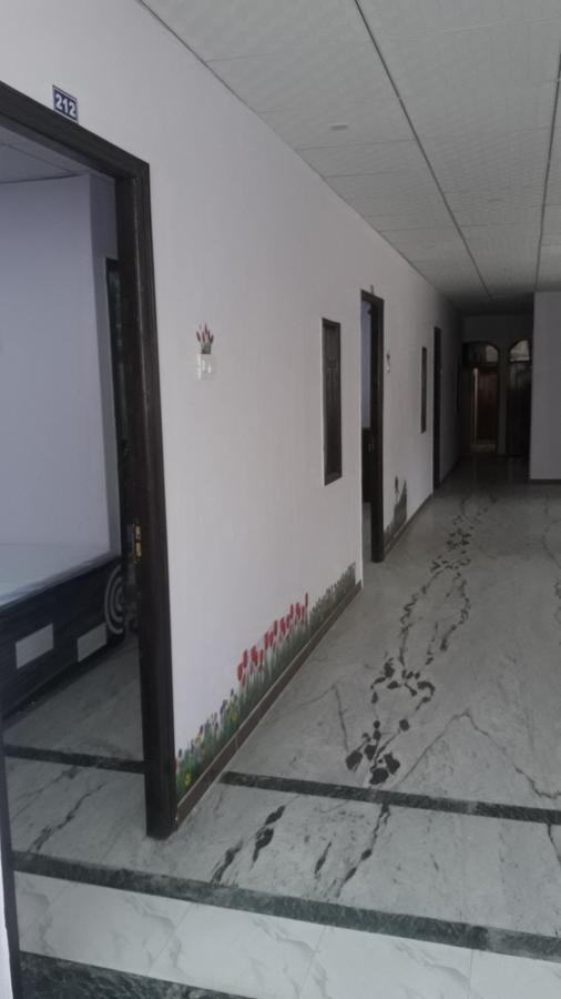 Oyo Rajdhani Guest House Faridabad Exterior foto
